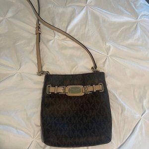 Michael Kors Logo Crossbody